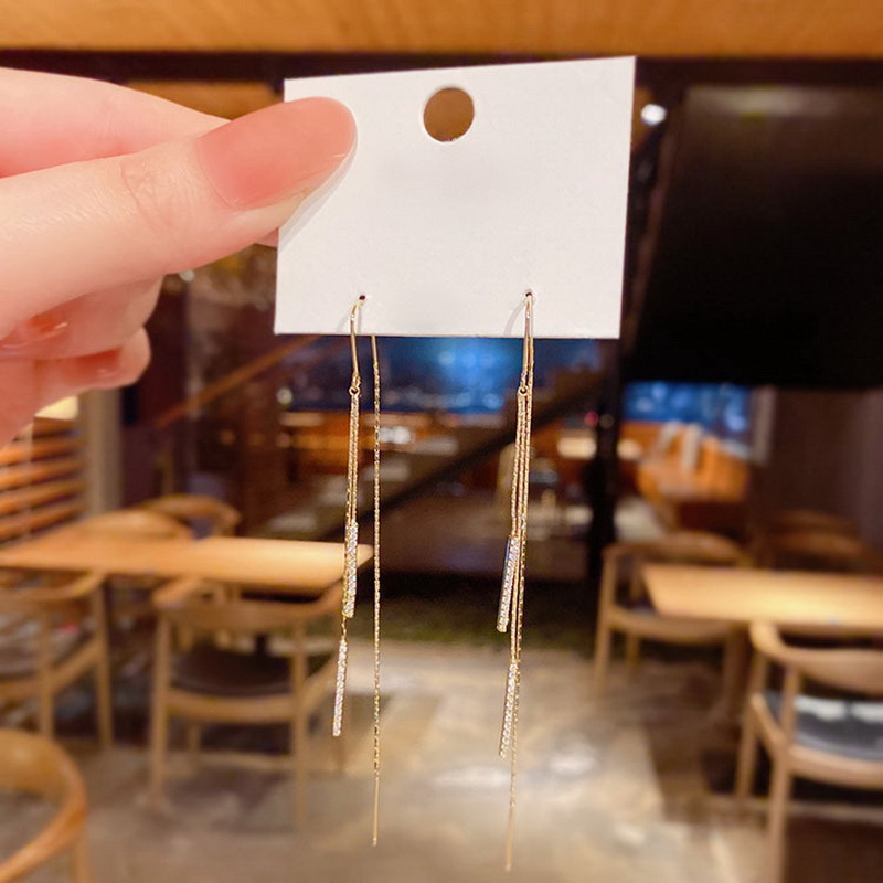 Thời Trang Bông Tai Mạ Vàng 18k Đính Đá Tua Rua Đơn Giản Cho Nữ