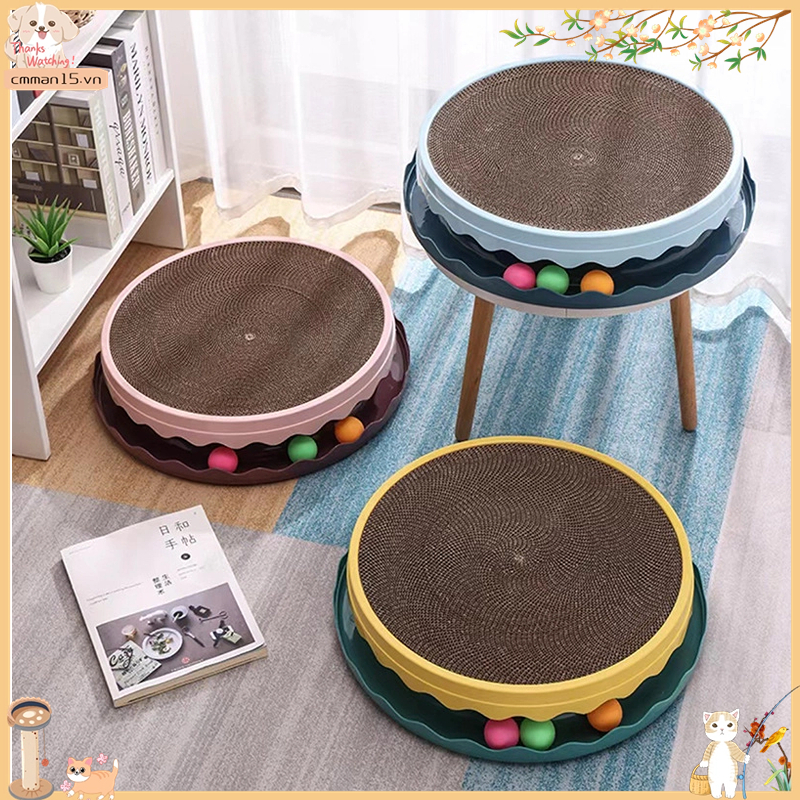Phổ biến Cat Scratcher Đồ chơi Nhựa PET Hai lớp Chống mài mòn Không gian lớn Scratching Board với nhiều quả bóng