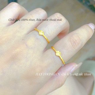 Nhẫn titan cao cấp không gỉ mạ vàng 24k mặt hình trái tim thiết kế nhiều khía lấp lánh xinh xắn dành cho nữ