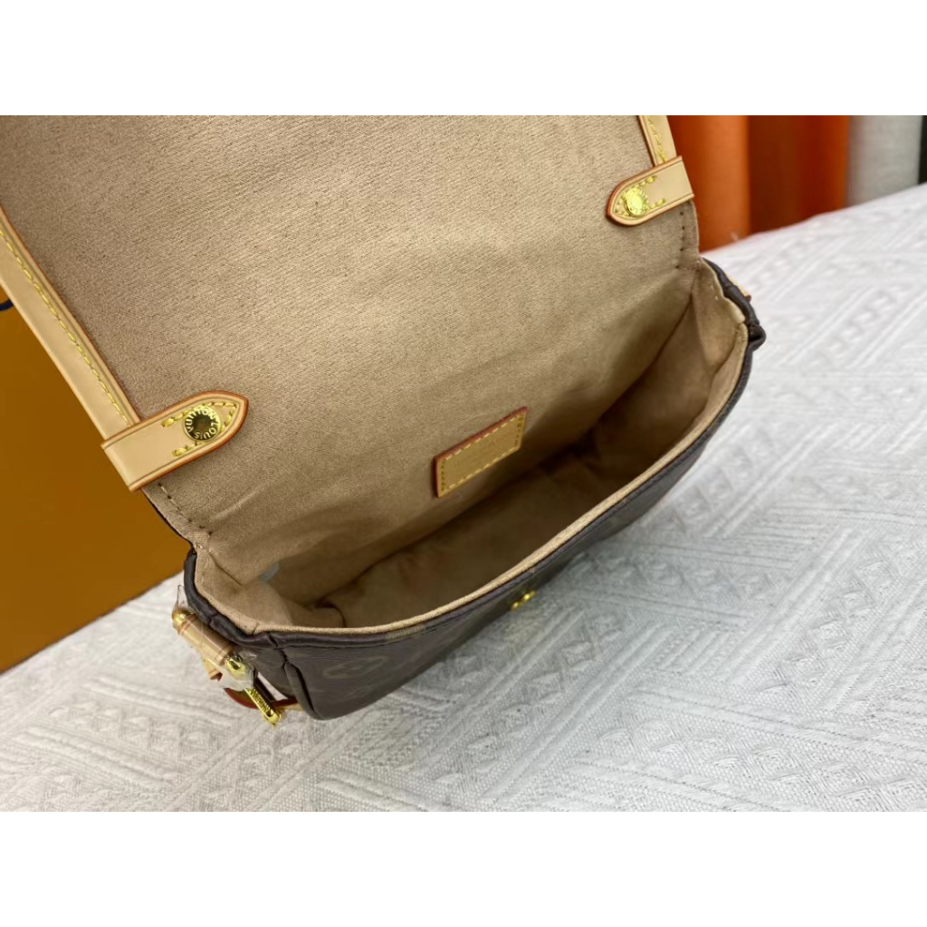 Louis vuitton Túi Đeo Chéo louis vuitton Cao Cấp Thời Trang Dành Cho Nữ
