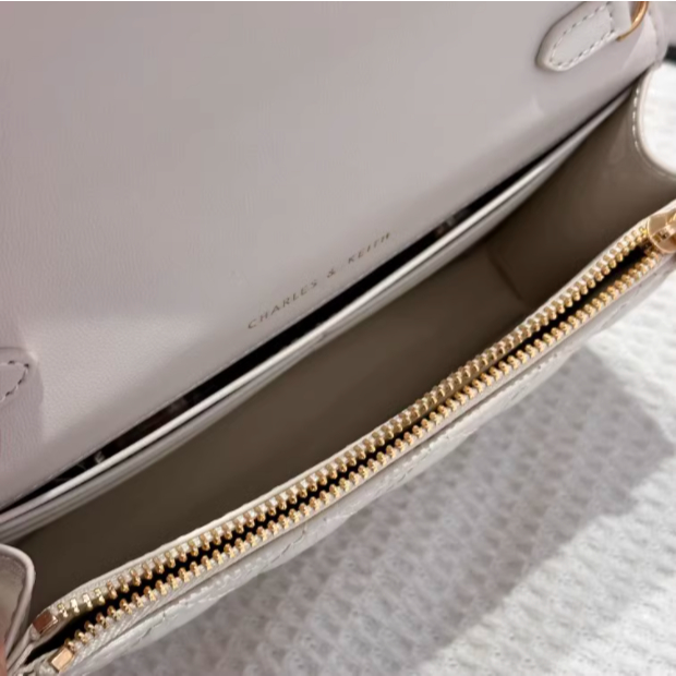 Hàng Mới Về Túi Xách Nữ cnk23 ck2- 70701358 Túi Xách Đeo Chéo Kiểu Vuông Nhỏ Đính Đá Phối Dây Xích Thời Trang Sành Điệu