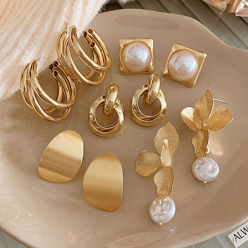 Bông Tai Hợp Kim Đơn Giản Thời Trang Cho Nữ