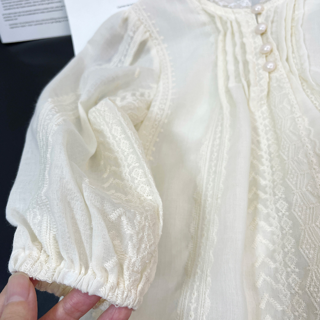 Áo Kiểu Tay Dài Phối Ren Hoa Cho Bé Gái