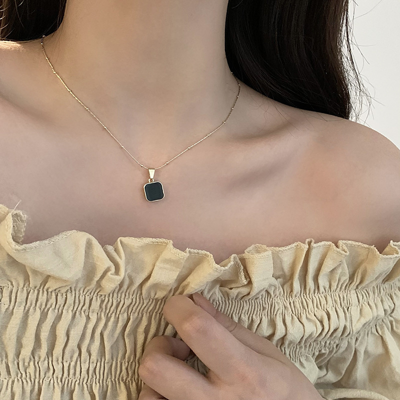 Đen Vòng Cổ choker Mặt Vuông Thiết Kế Đơn Giản Cho Nữ