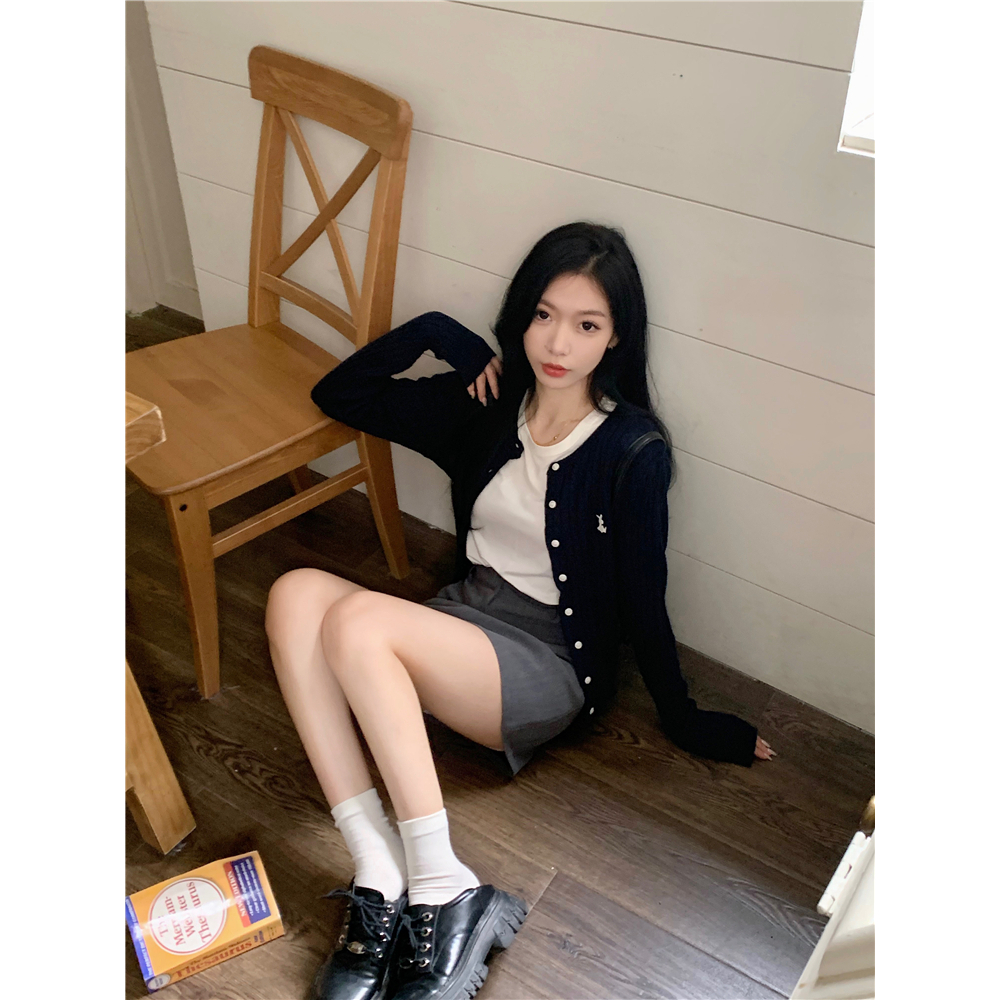 QADCOL Áo Khoác cardigan Dệt Kim Cao Cấp Tay Dài Dáng Ôm Thêu Họa Tiết Thời Trang Mùa Thu Cho Nữ