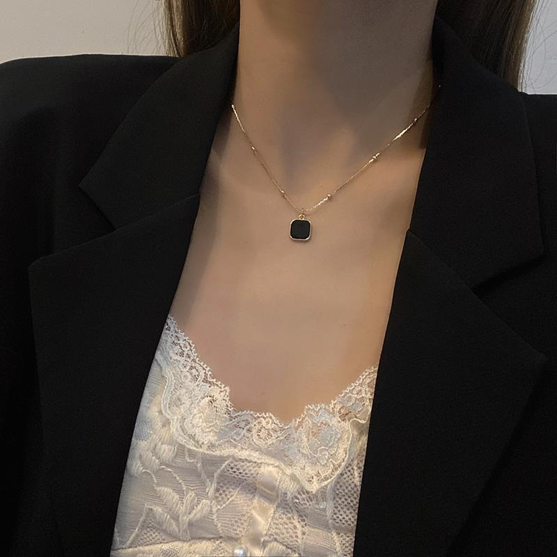 Đen Vòng Cổ choker Mặt Vuông Thiết Kế Đơn Giản Cho Nữ