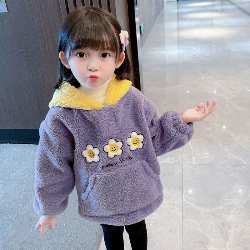 Áo Hoodie Vải Lông Cừu Dày Ấm Áp Thoải Mái Cho Bé Mặc Ở Nhà