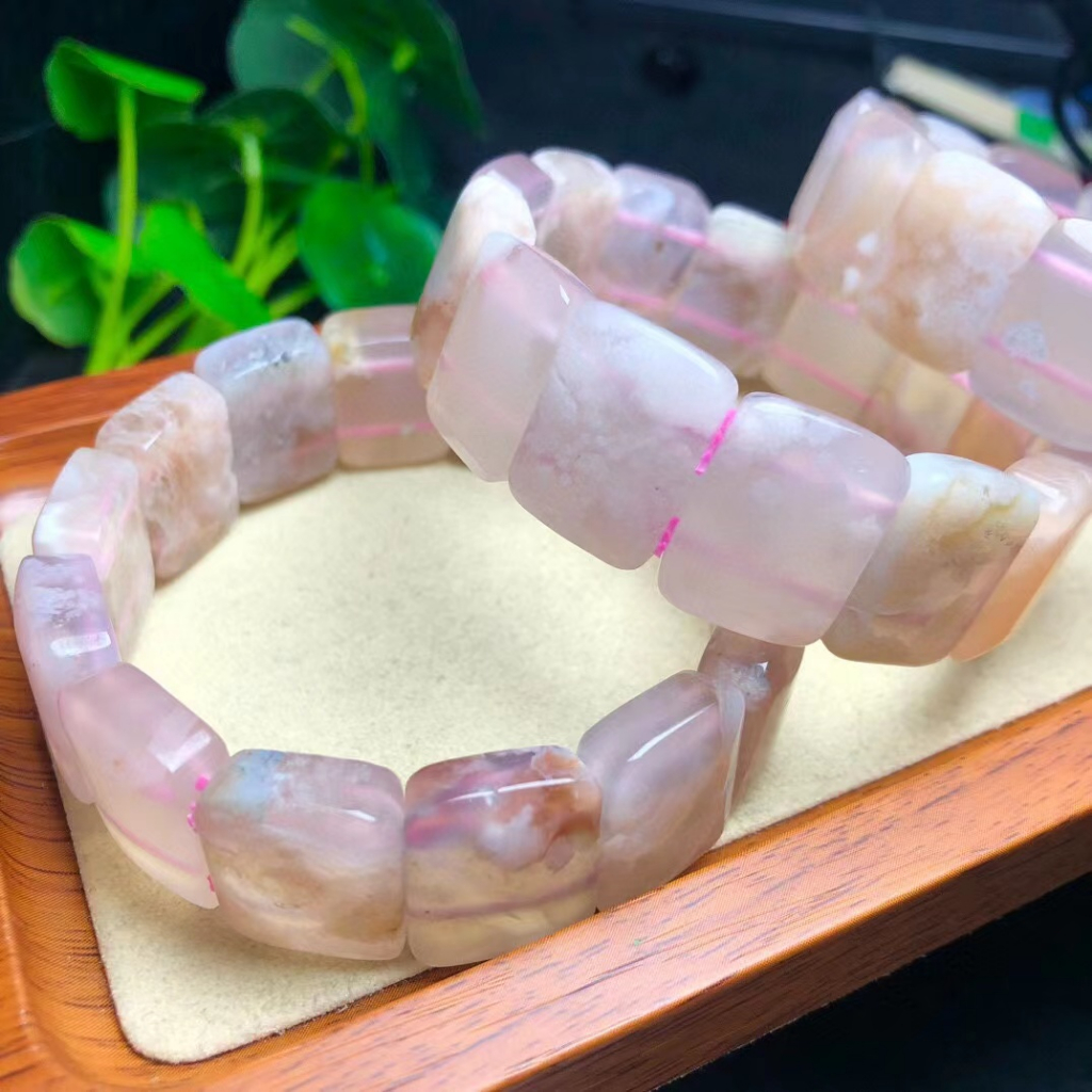 Vòng Tay Mã Não Tự Nhiên Dễ Phối Đồ Thời Trang