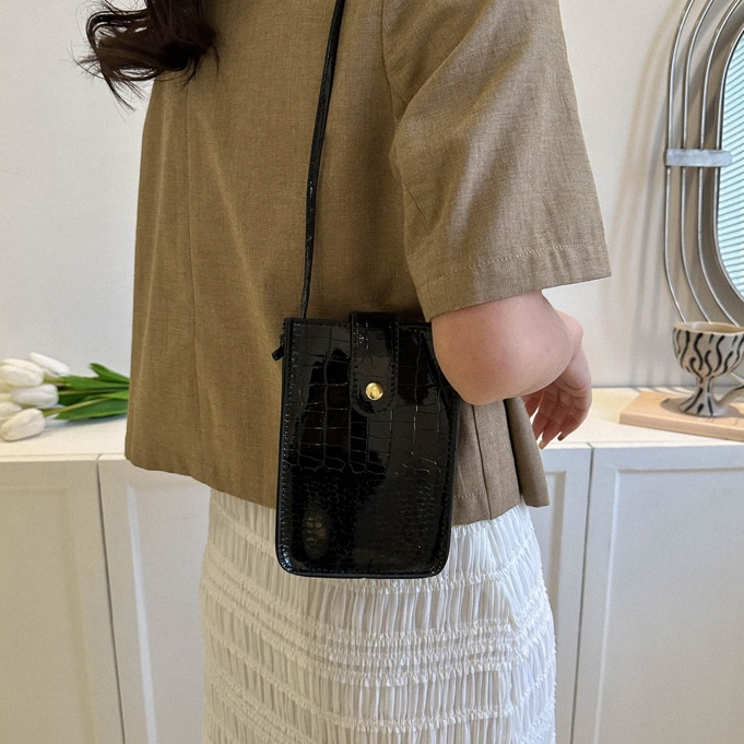 Mới Túi Đeo Chéo Da pu Màu Trơn Bóng Thời Trang Cho Nữ