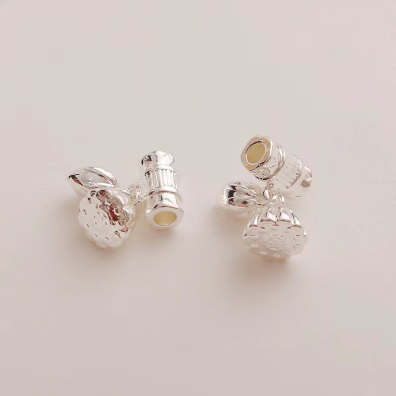 Mặt Dây Chuyền Hình Hoa Sen Năm Cánh Màu Vàng 18K diy