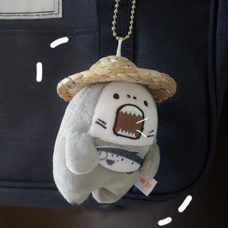 Móc Khóa Hình Cá Mập Đội Nón Rơm Đính Búp Bê Nhồi Bông Đáng Yêu