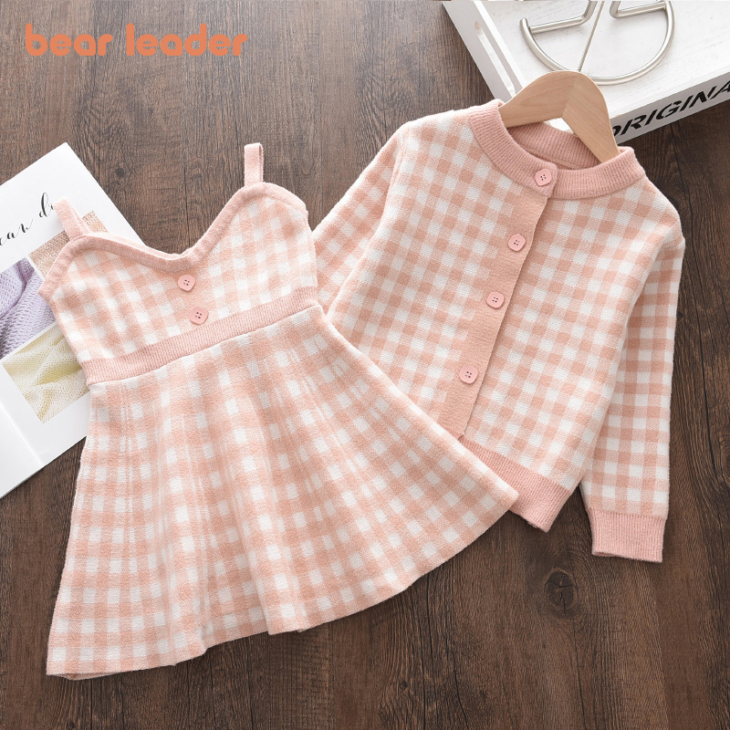 Bộ BEAR LEADER AZ2623 Áo sweater dệt kim in sọc caro + Đầm công chúa phong cách mùa đông dành cho bé gái