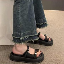 Dép xỏ ngón đế dày nữ