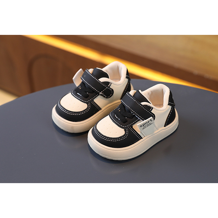 Hàng Có Sẵn Giày sneaker Nhẹ Thoải Mái Thời Trang Mới Cho Bé