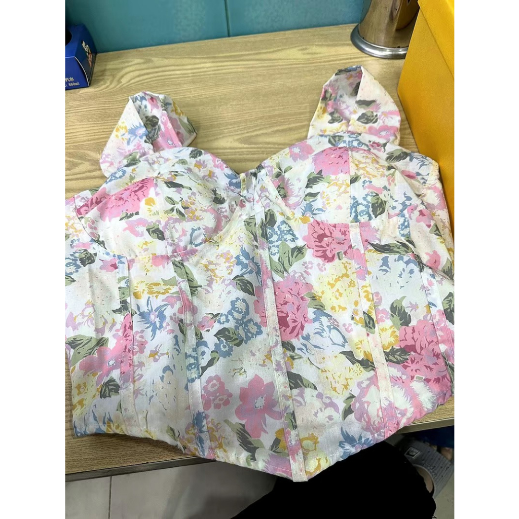 Áo Hai Dây Ôm Dáng Họa Tiết Hoa Phong Cách Pháp Thời Trang Mùa Hè 2023 Mới Cho Nữ