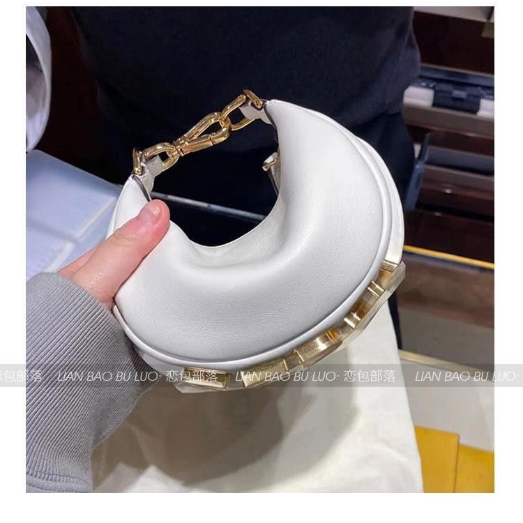 Túi Xách Nữ Dây Xích Đeo Vai Màu Trắng Phong Cách Fen d