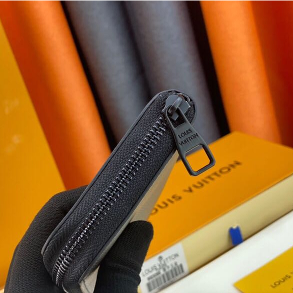 Ví louis vuitton Chụp Ảnh Thời Trang Cao Cấp M622955