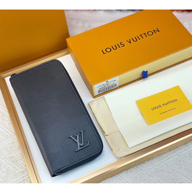 Ví louis vuitton Chụp Ảnh Thời Trang Cao Cấp M622955
