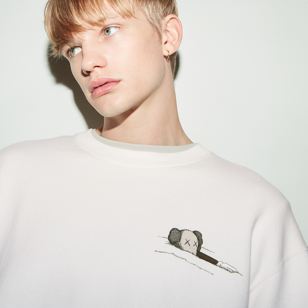 Uniqlo Áo Nỉ Dài Tay In Hình kaws Thời Trang Cho Nam Nữ 467395