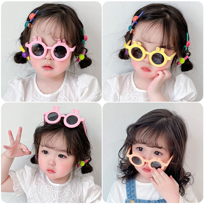 Beautycoco🍊Kính râm UV gọng dẻo cho bé mắt tai thỏ