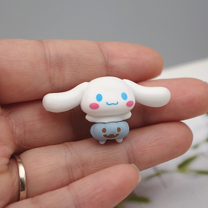 Bộ 5 Mô Hình Nhân Vật Hoạt Hình sanrio Nhật Bản 2cm Bằng pvc