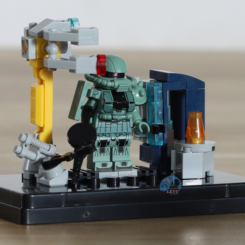 Hộp Đồ Chơi Lắp Ráp Mô Hình gundam 4 Trong 1 Chống Bụi Dành Cho Bé Trai