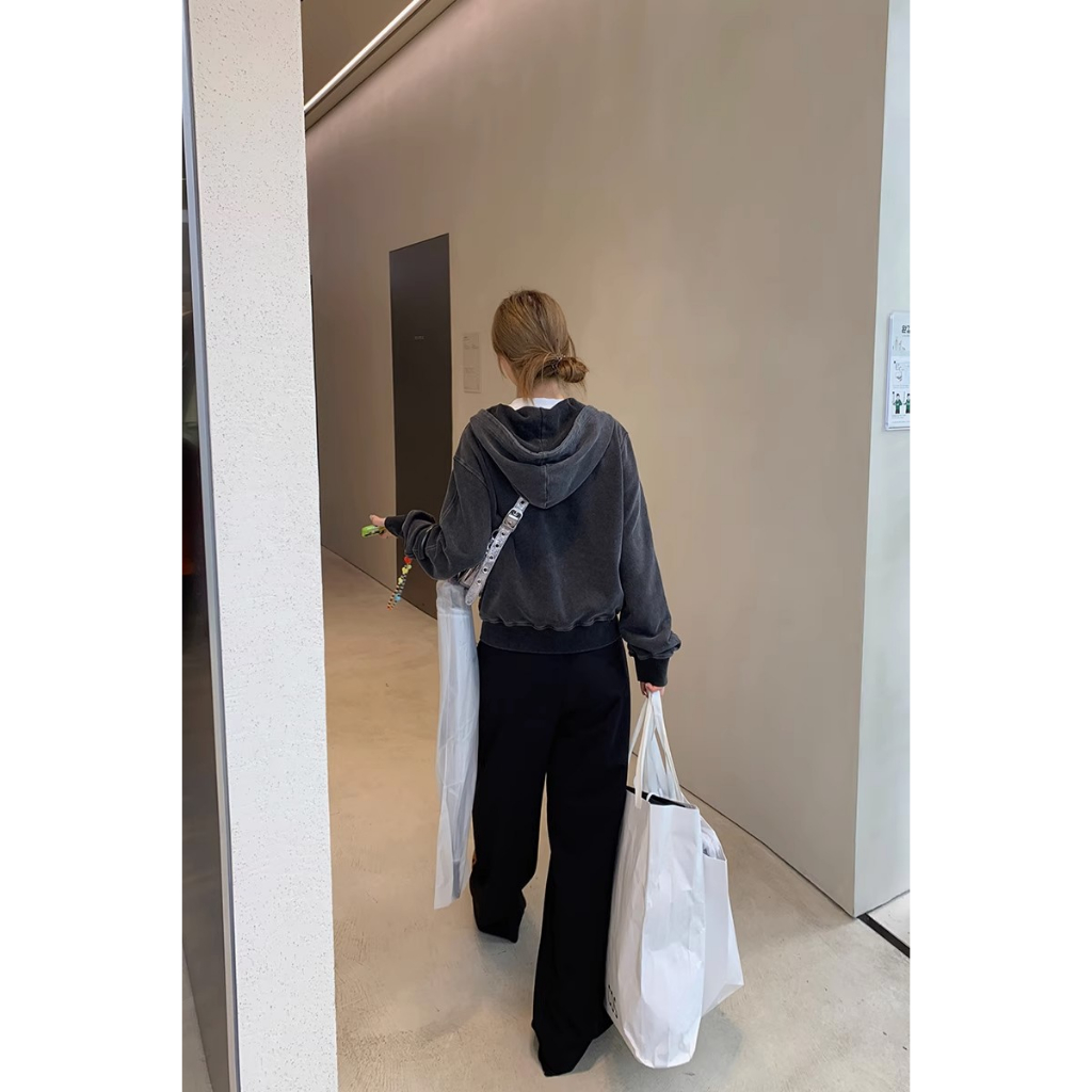 Áo Khoác sweatshirt Có Mũ Trùm Đầu Màu Xám Đậm Phong Cách Mỹ 2023 Mới Cho Nữ