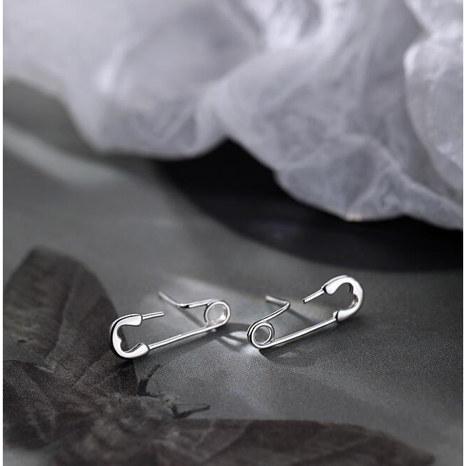 Bông Tai Hình Ghim Kẹp Đơn Giản Phong Cách hip hop Cá Tính Cho Nữ