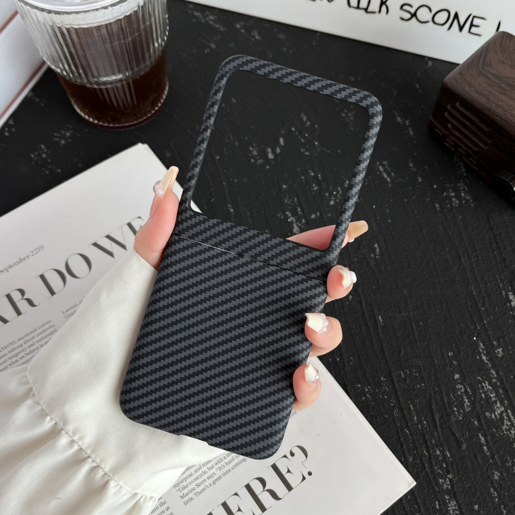 Ốp Điện Thoại Sợi carbon Siêu Mỏng Bảo Vệ Toàn Diện Cho motorola moto razr 40 ultra