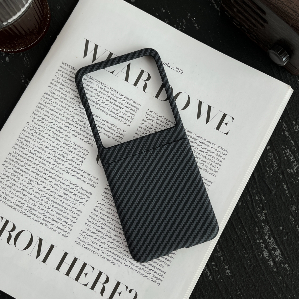 Ốp Điện Thoại Sợi carbon Siêu Mỏng Bảo Vệ Toàn Diện Cho motorola moto razr 40 ultra