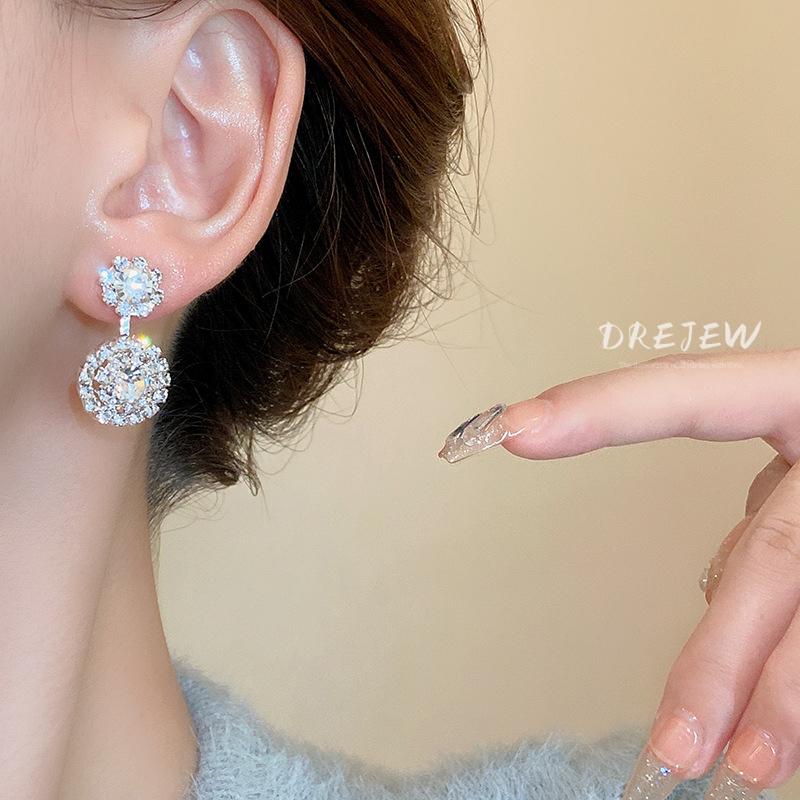 Bông Tai Mạ Bạc 925 Hình Tròn Đính Kim Cương Sang Trọng Phong Cách Âu Mỹ