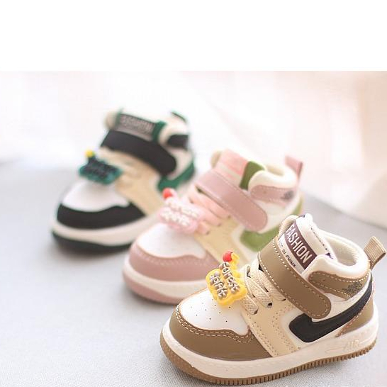 Giày Thể Thao Đế Mềm Chống Trượt Thoáng Khí Thời Trang Cho Bé