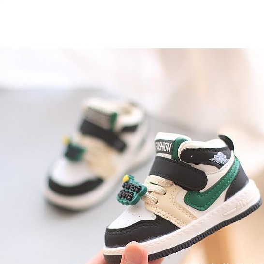 Giày Thể Thao Đế Mềm Chống Trượt Thoáng Khí Thời Trang Cho Bé