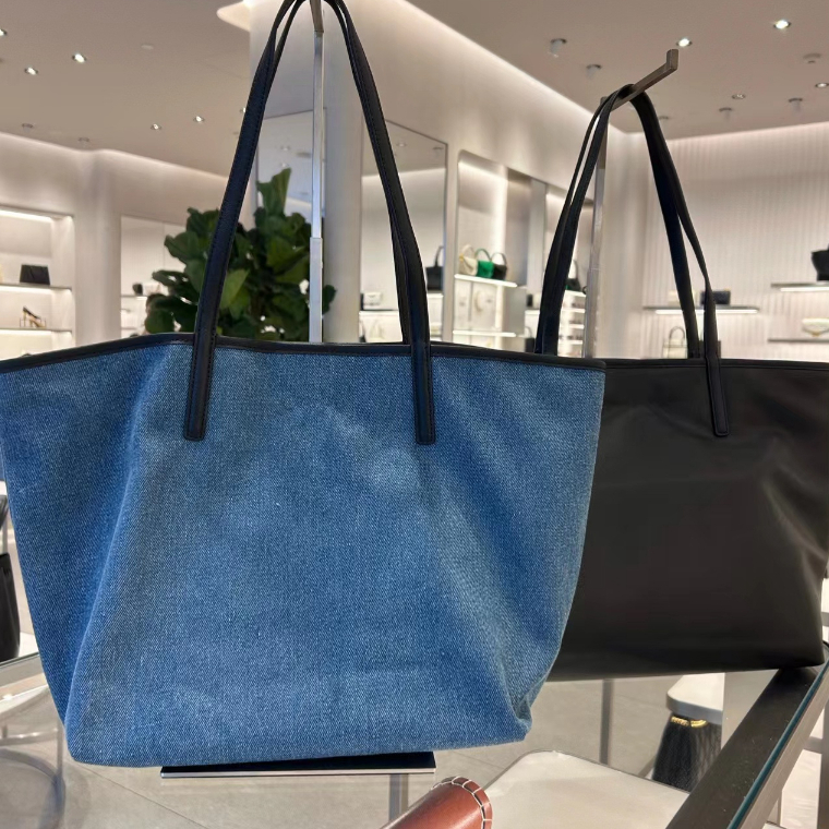 Cnk Mới 30151310 Túi Xách Hai Mặt Thời Trang Dành Cho Nữ