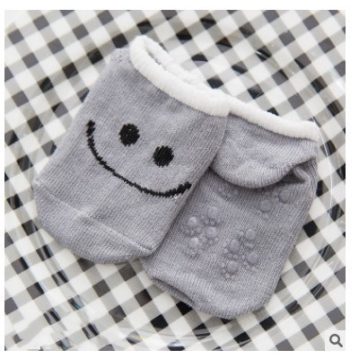 Vớ Cotton Chống Trượt Kiểu Dáng Hoạt Hình Dễ Thương Cho Bé