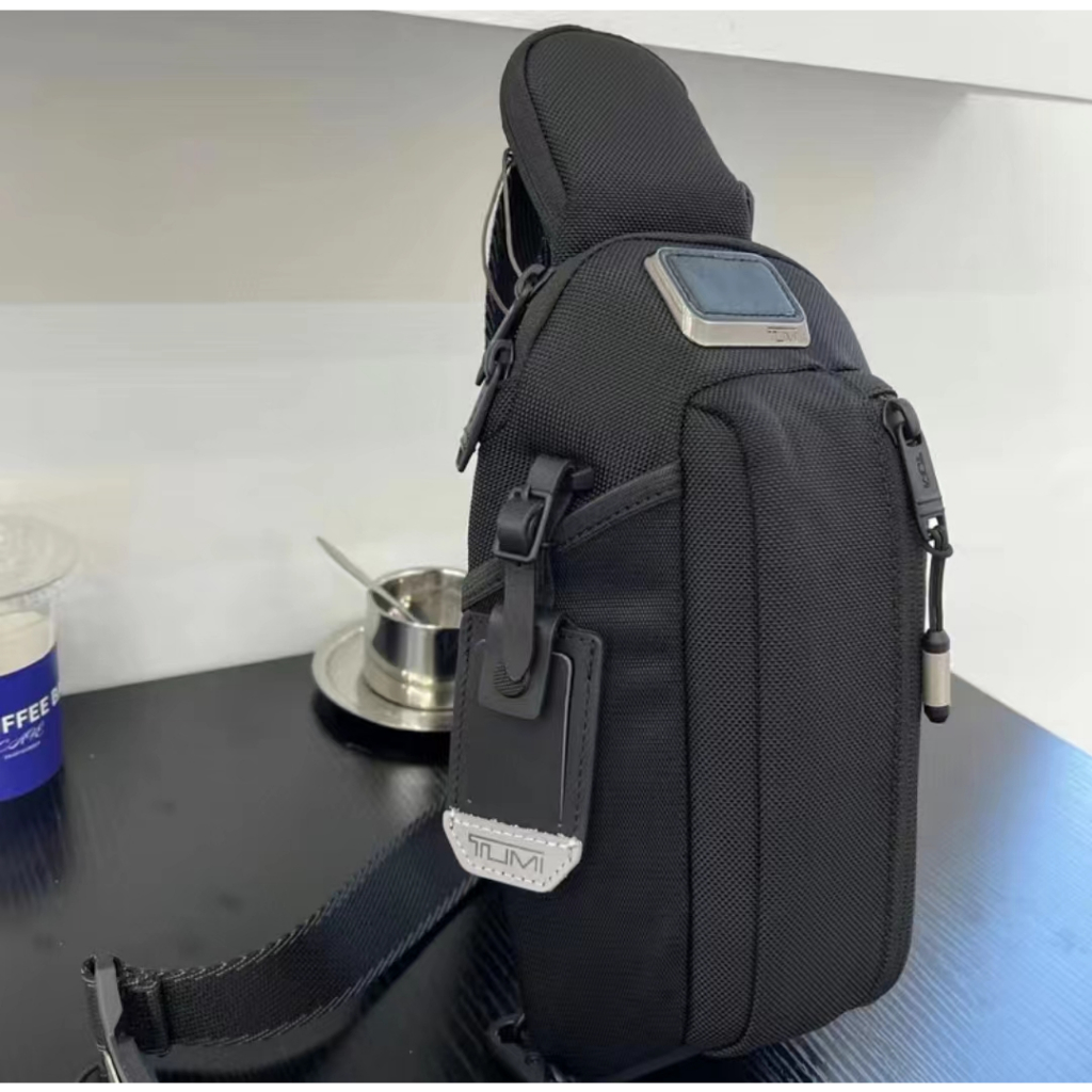 Tumi Túi Đeo Chéo Ngực Bằng nylon Phong Cách Mới Chơi Game Cho Nam tuming espprts2325002