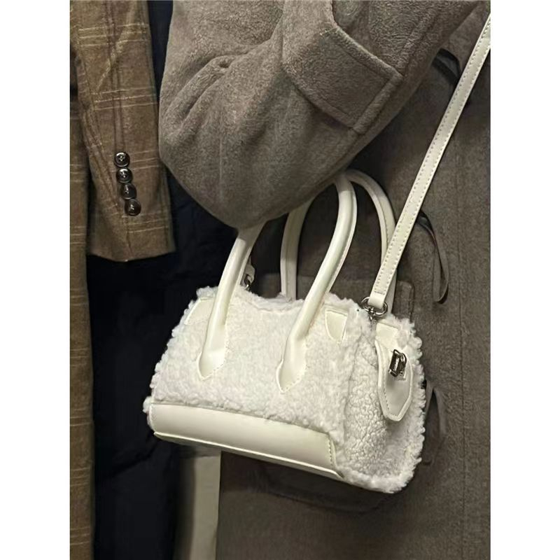 Bán Chạy✨Túi Đeo Chéo Lông Cừu Phong Cách Hàn Quốc Thời Trang 2022