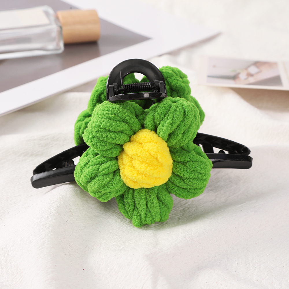 Kẹp Tóc Hình Cá Mập / Hoa Hồng / Hoa Hướng Dương Đan Len Màu Đen Bằng Nhựa Thời Trang Cho Nữ