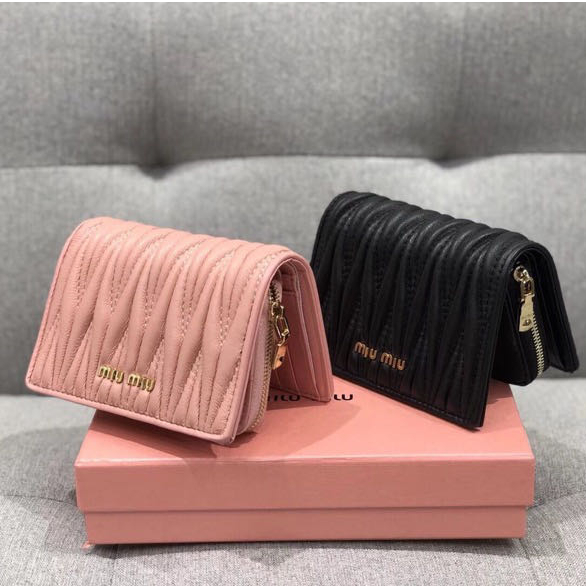 Prepare to ship Hàng Chính Hãng Ví Da Cừu miumiiu Dáng Ngắn Cho Nữ