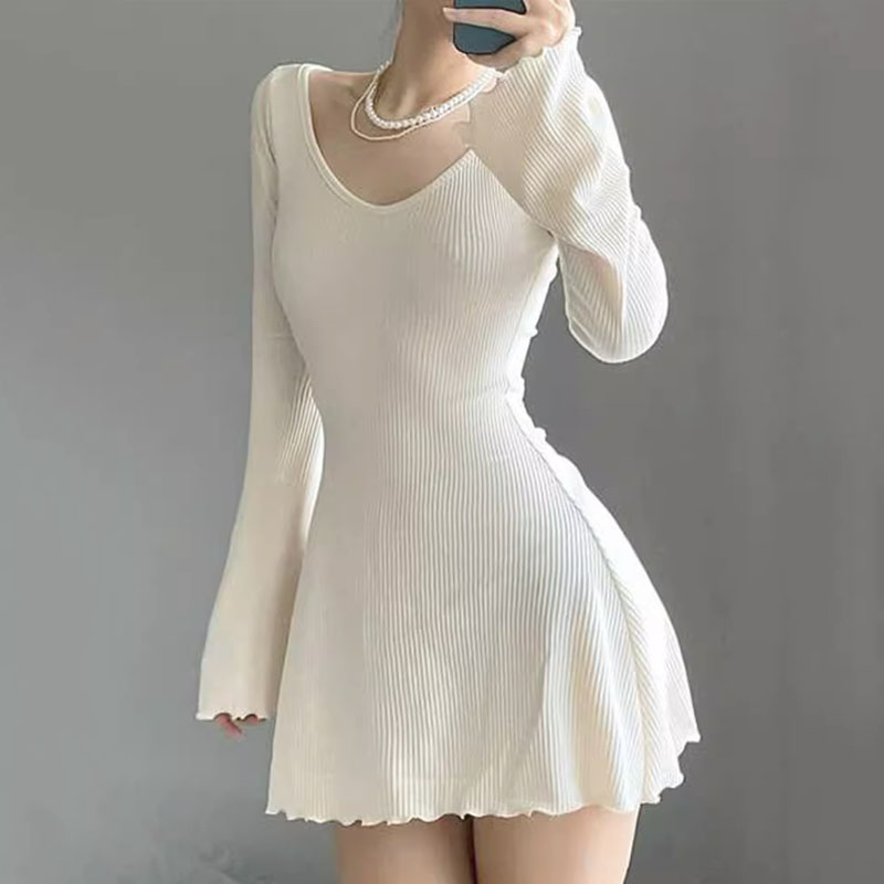 Đầm Tay Dài Cổ Vuông Xẻ Tà Màu Trơn Thời Trang Cho Nữ