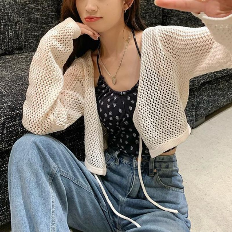 Áo Khoác Cardigan Dệt Kim Len + Yếm Hoa Mặc Trong Cả Set bubblu24.vn