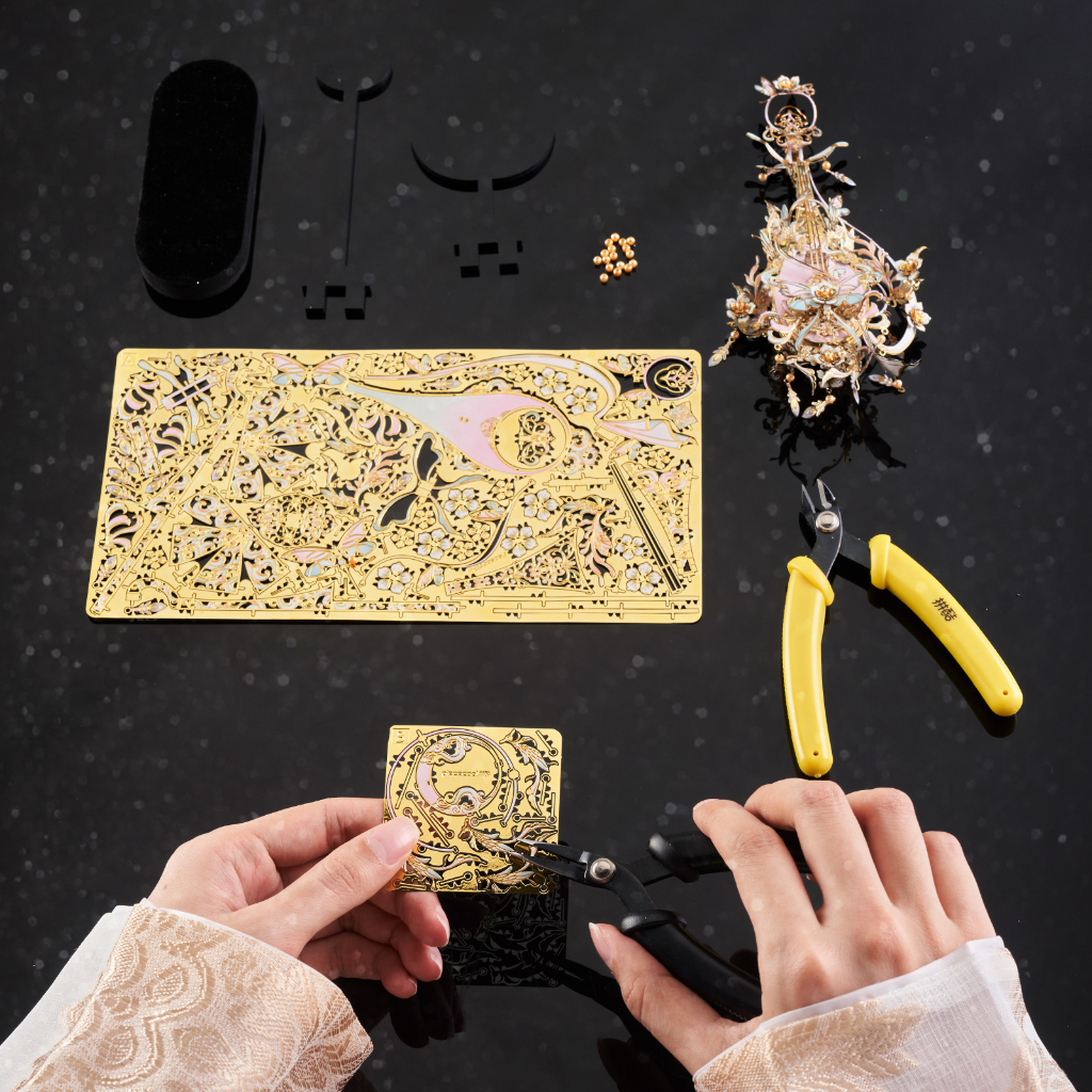 Bộ Đồ Chơi Lắp Ráp Mô Hình 3d Bằng Kim Loại zither diy Thích Hợp Làm Quà Tặng Cho Nữ