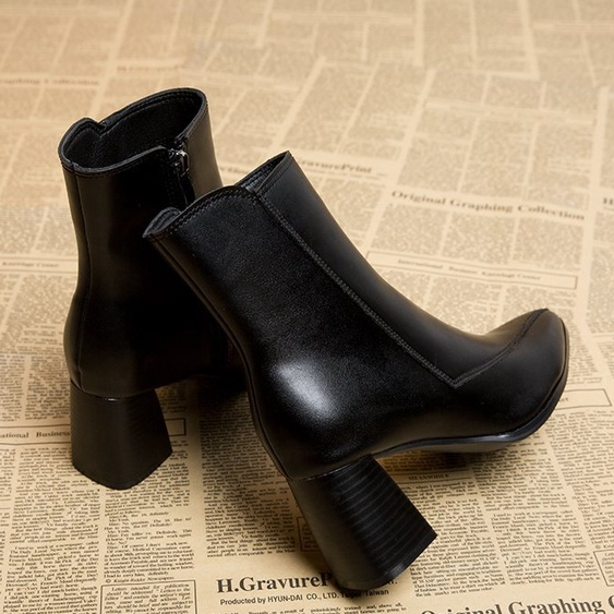 Hong Kong Premium shoes❥Giày Bốt martin Mũi Nhọn Gót Dày Phối Khóa Kéo Bên Hông Kiểu Hàn Quốc Thời Trang Thu Đông Cho Nữ