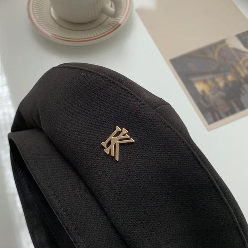 Mũ beret Đính Nhãn Kim Loại Thời Trang Ngọt Ngào Cho Nữ