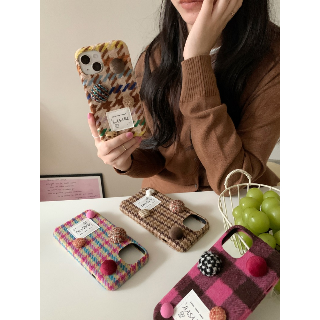 Ốp Điện Thoại Vải Nhung Kẻ Sọc Phối Nút Thời Trang Thu Đông Cho iphone 13 pro max 15 pro max 14 pro max