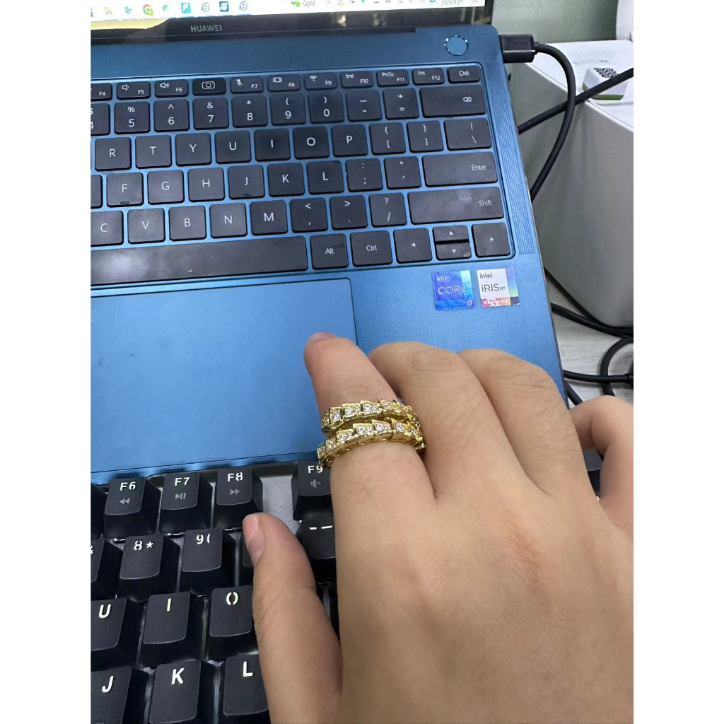 Nhẫn Mới Năm 2022
