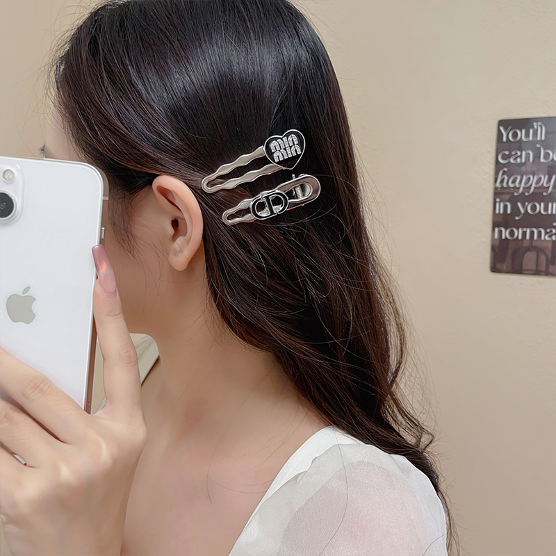 Kẹp Tóc Kim Loại Hình Ngôi Sao Năm Cánh Xinh Xắn