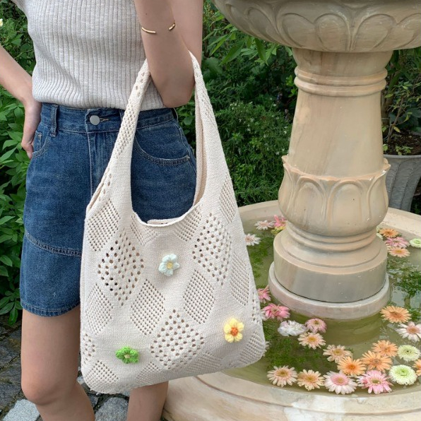 Túi Đeo Chéo Vải Len Họa Tiết Hoa Vintage Cho Nữ