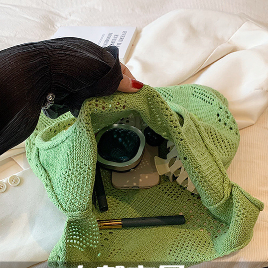 Túi Đeo Chéo Vải Len Họa Tiết Hoa Vintage Cho Nữ