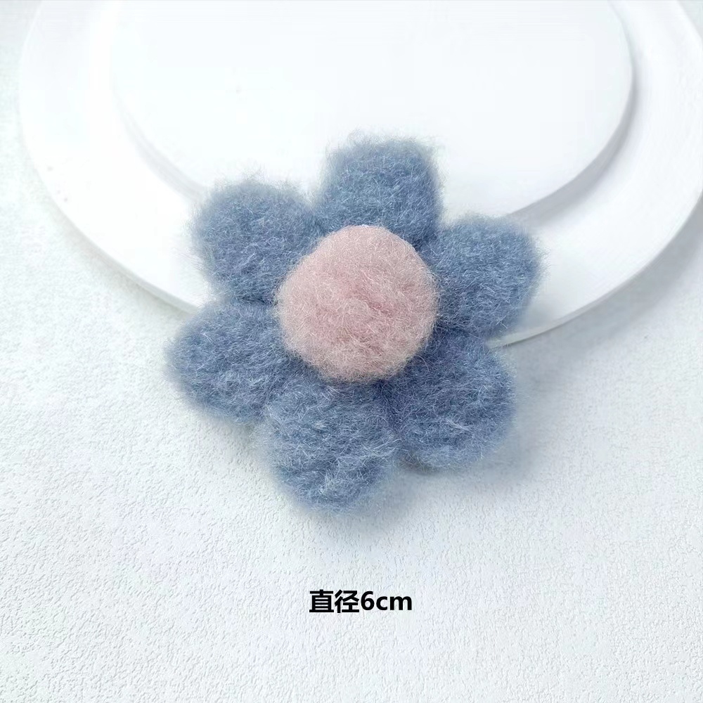 Trâm Cài Áo Hình Bông Hoa Nhỏ Xinh